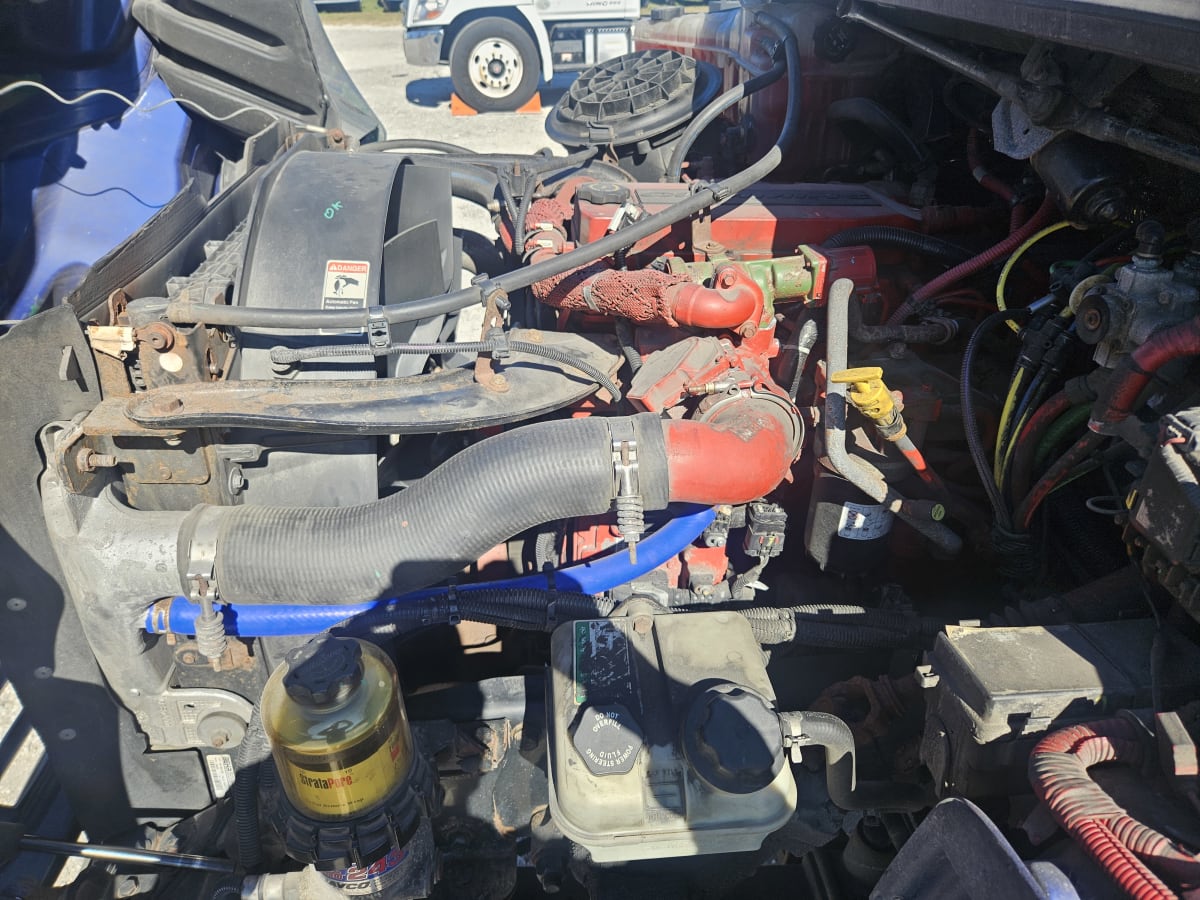 2016 Freightliner/Mercedes M2 106 367046