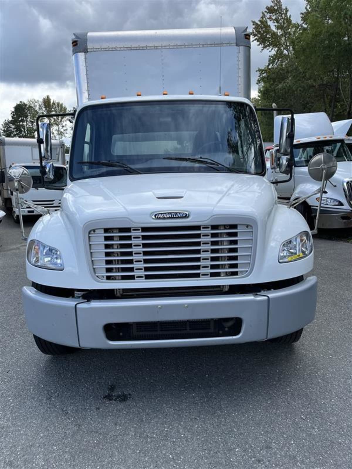 2016 Freightliner/Mercedes M2 106 367923