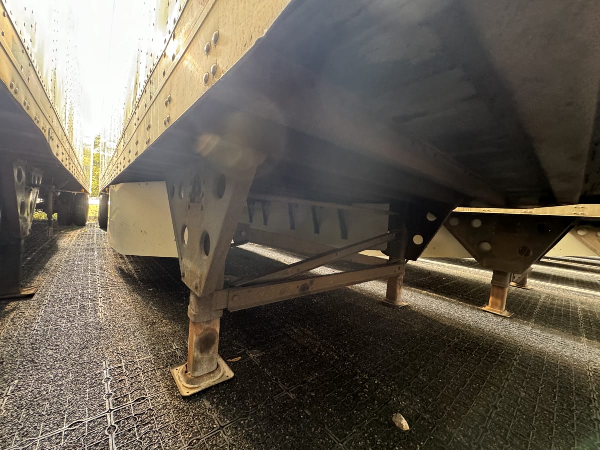 2012 Utility Trailers VS2DC 48/162/102 368669