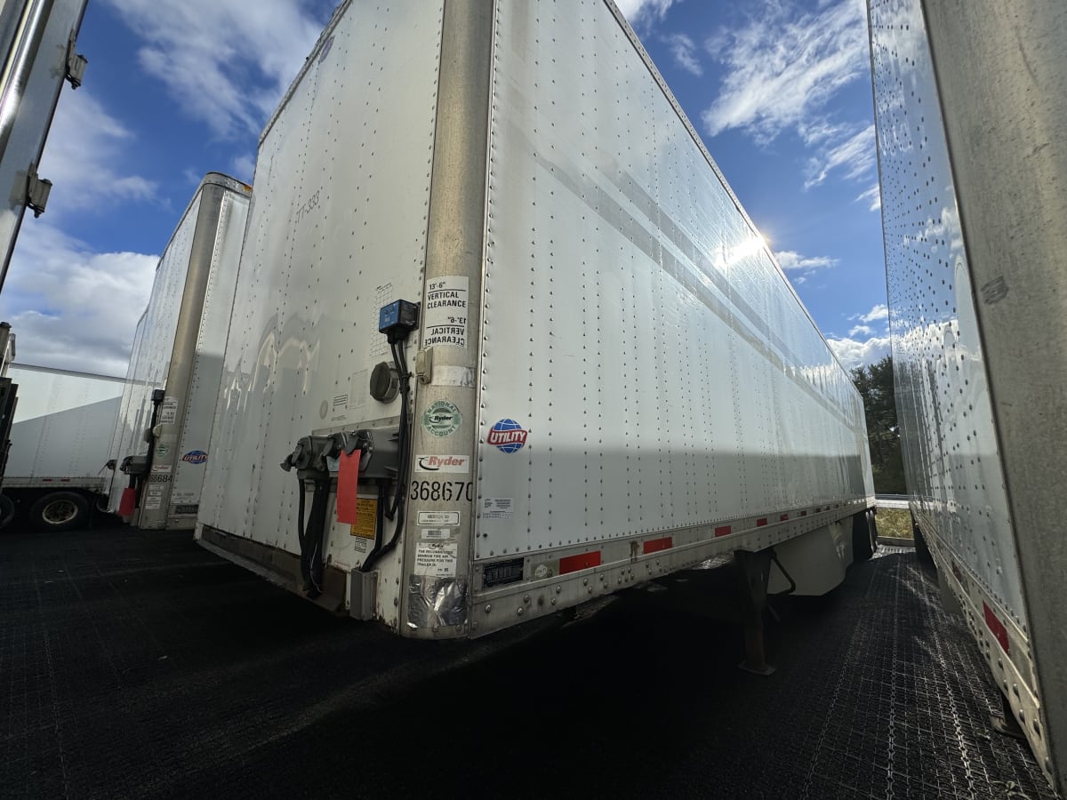 2012 Utility Trailers VS2DC 48/162/102 368670