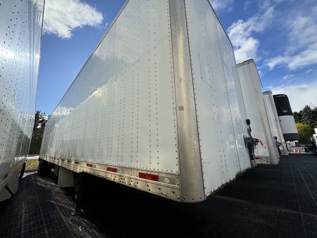2012 Utility Trailers VS2DC 48/162/102 368671