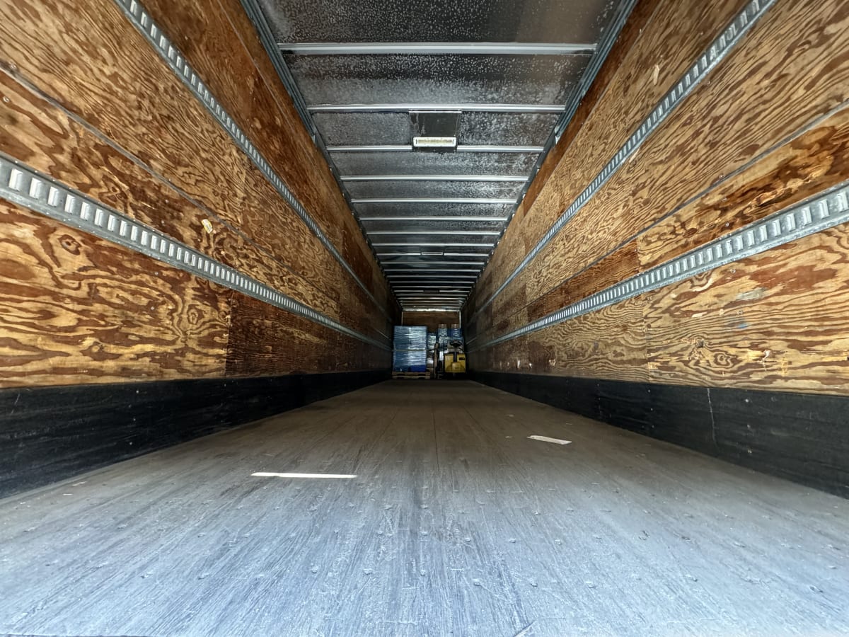 2012 Utility Trailers VS2DC 48/162/102 368671