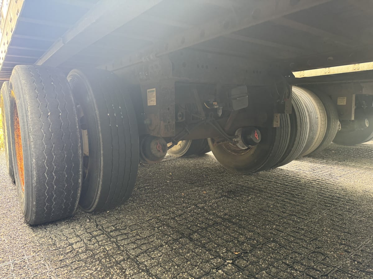 2012 Utility Trailers VS2DC 48/162/102 368674