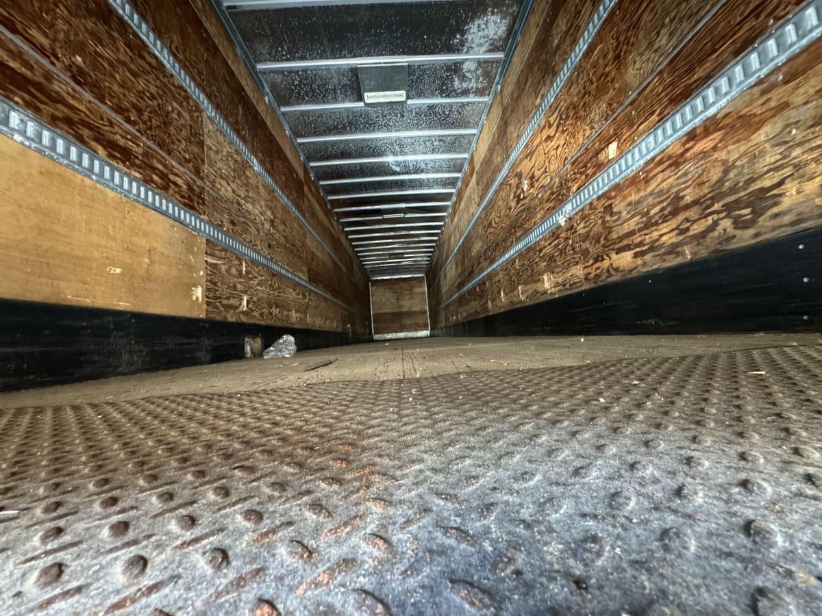 2012 Utility Trailers VS2DC 48/162/102 368687