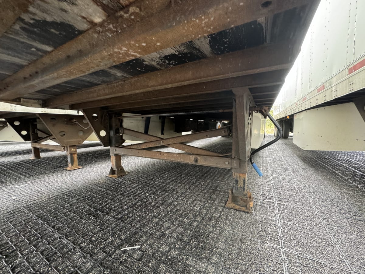 2012 Utility Trailers VS2DC 48/162/102 368688