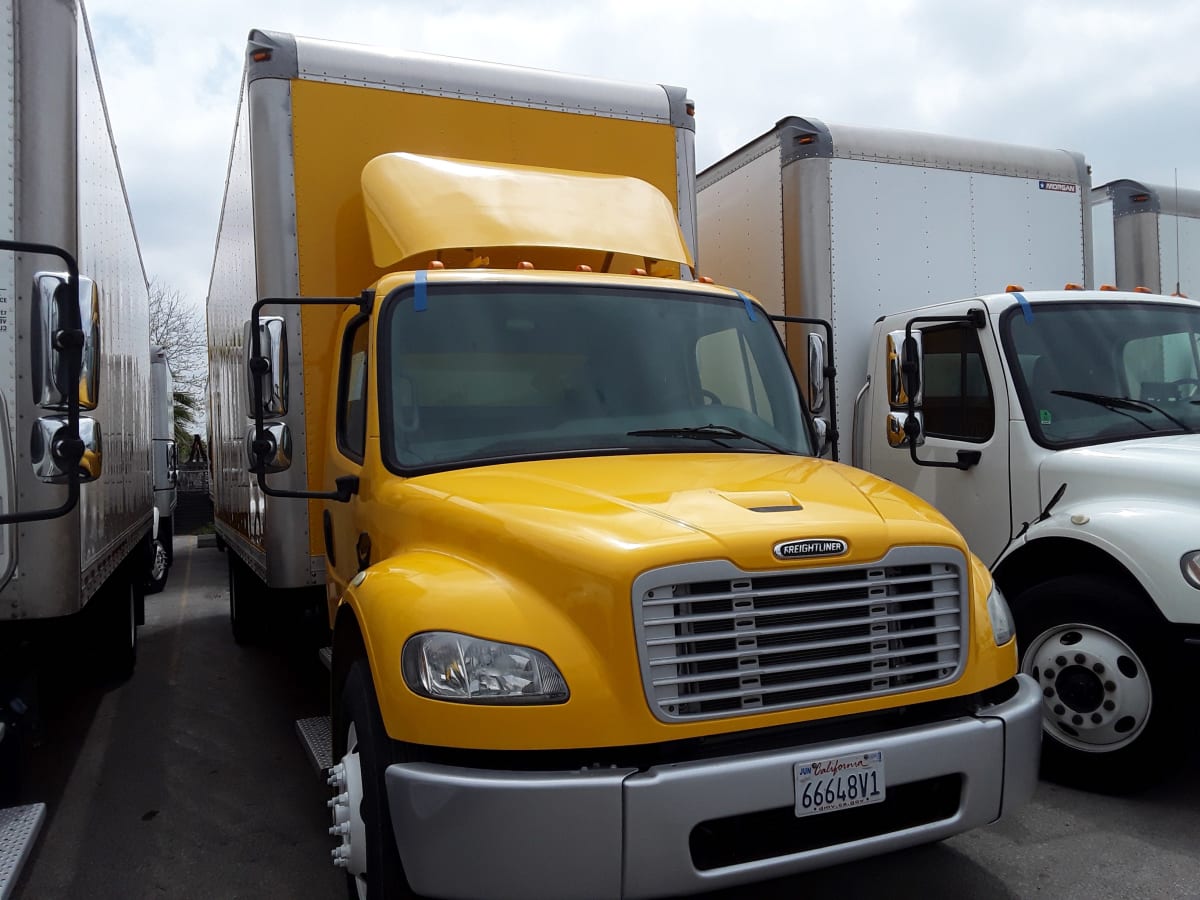 2016 Freightliner/Mercedes M2 106 369407