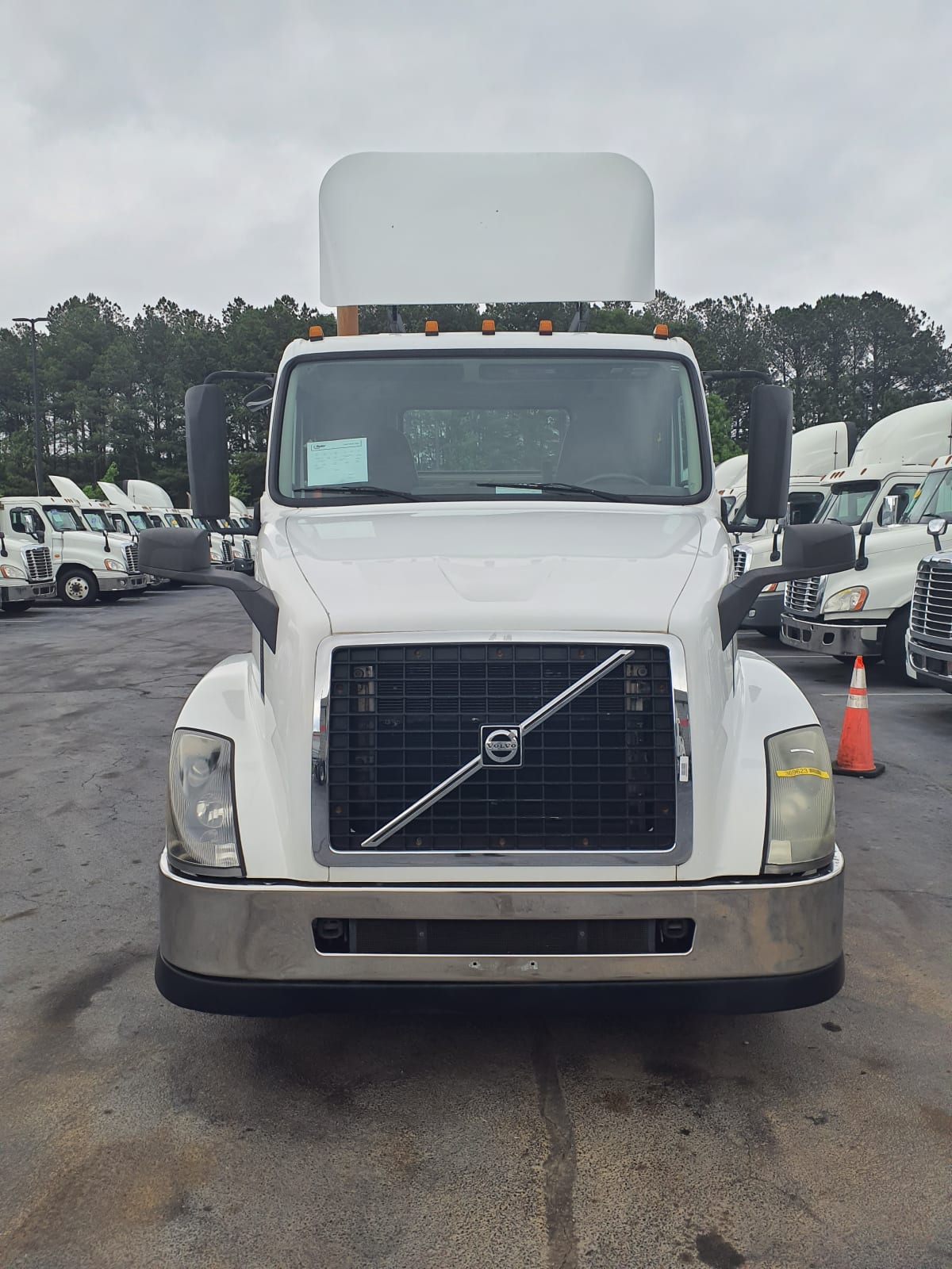 2015 Volvo VNL64TRACTOR 369623