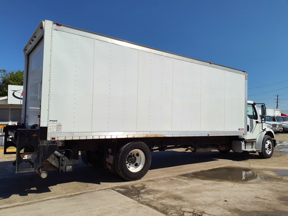 2016 Freightliner/Mercedes M2 106 369720