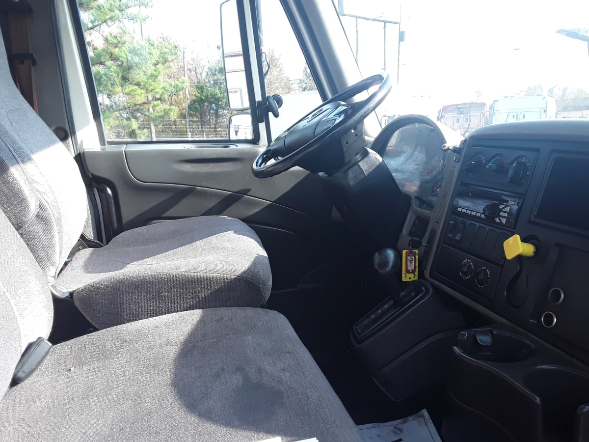 2016 Navistar International 4300 371362
