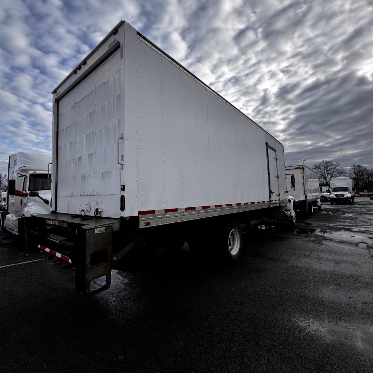 2016 Navistar International 4300 371634