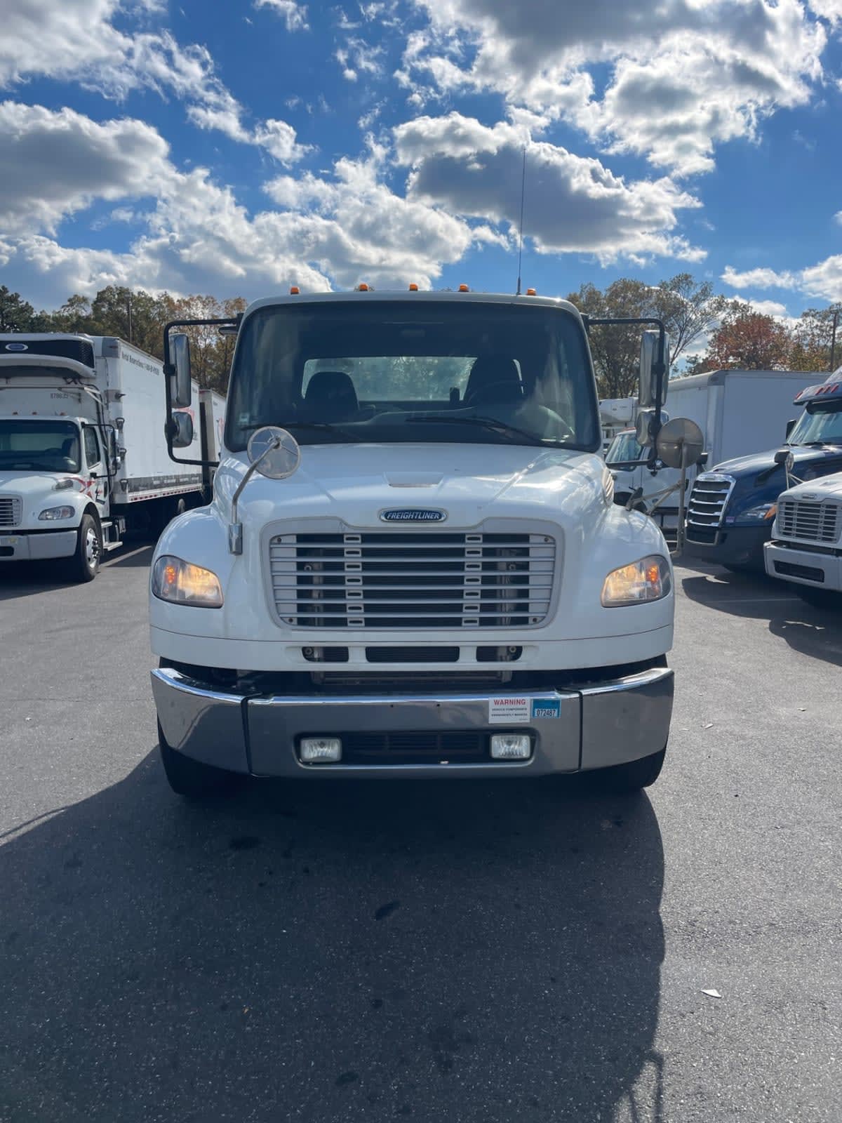 2016 Freightliner/Mercedes M2 106 371706