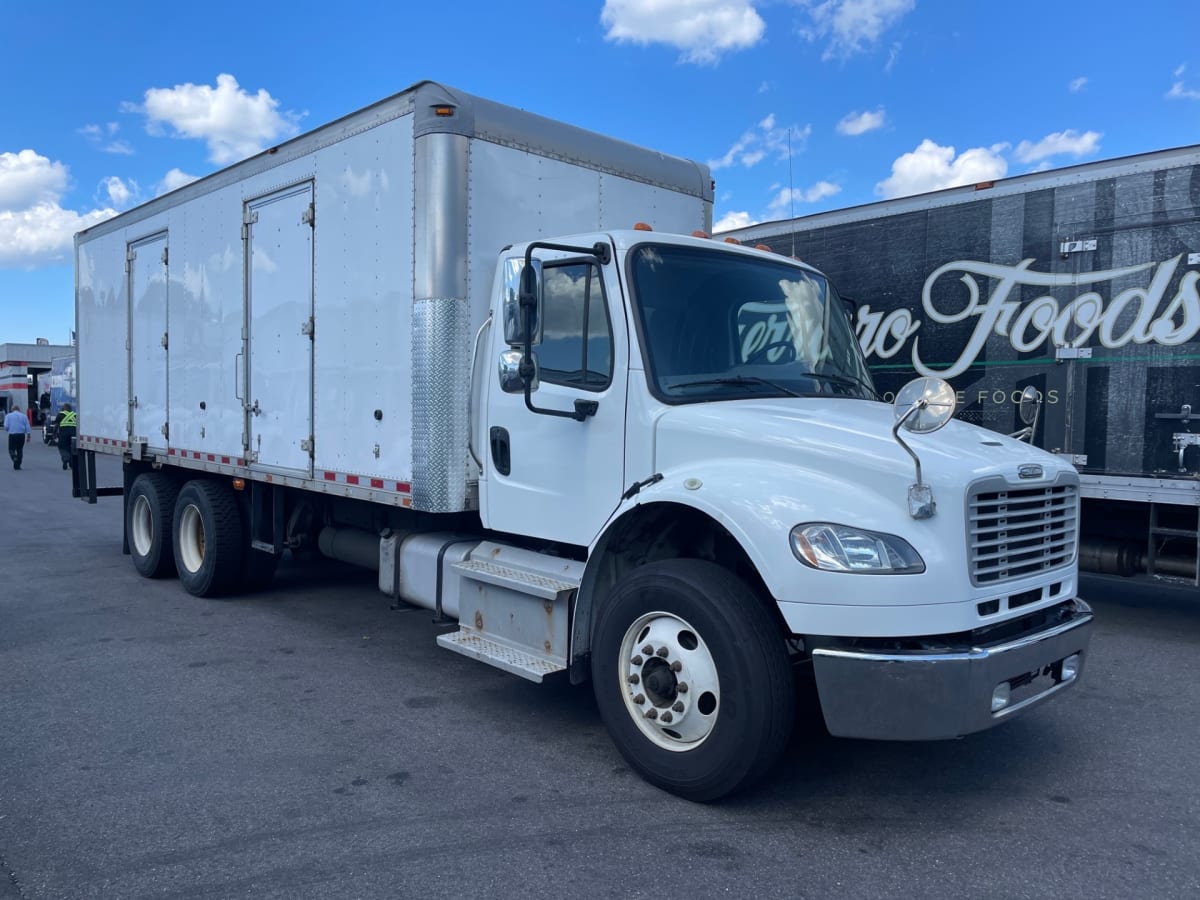 2016 Freightliner/Mercedes M2 106 371712