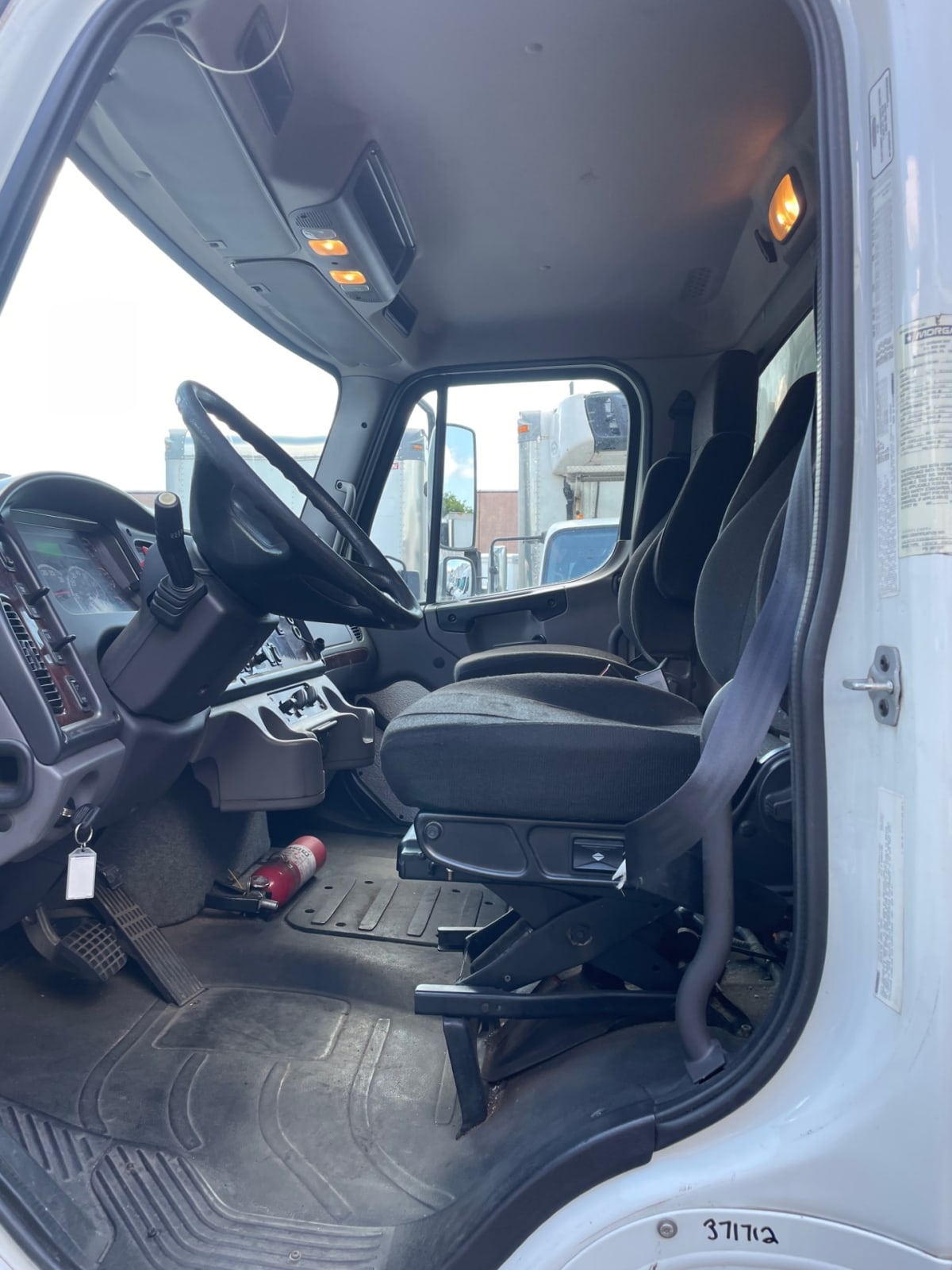 2016 Freightliner/Mercedes M2 106 371712