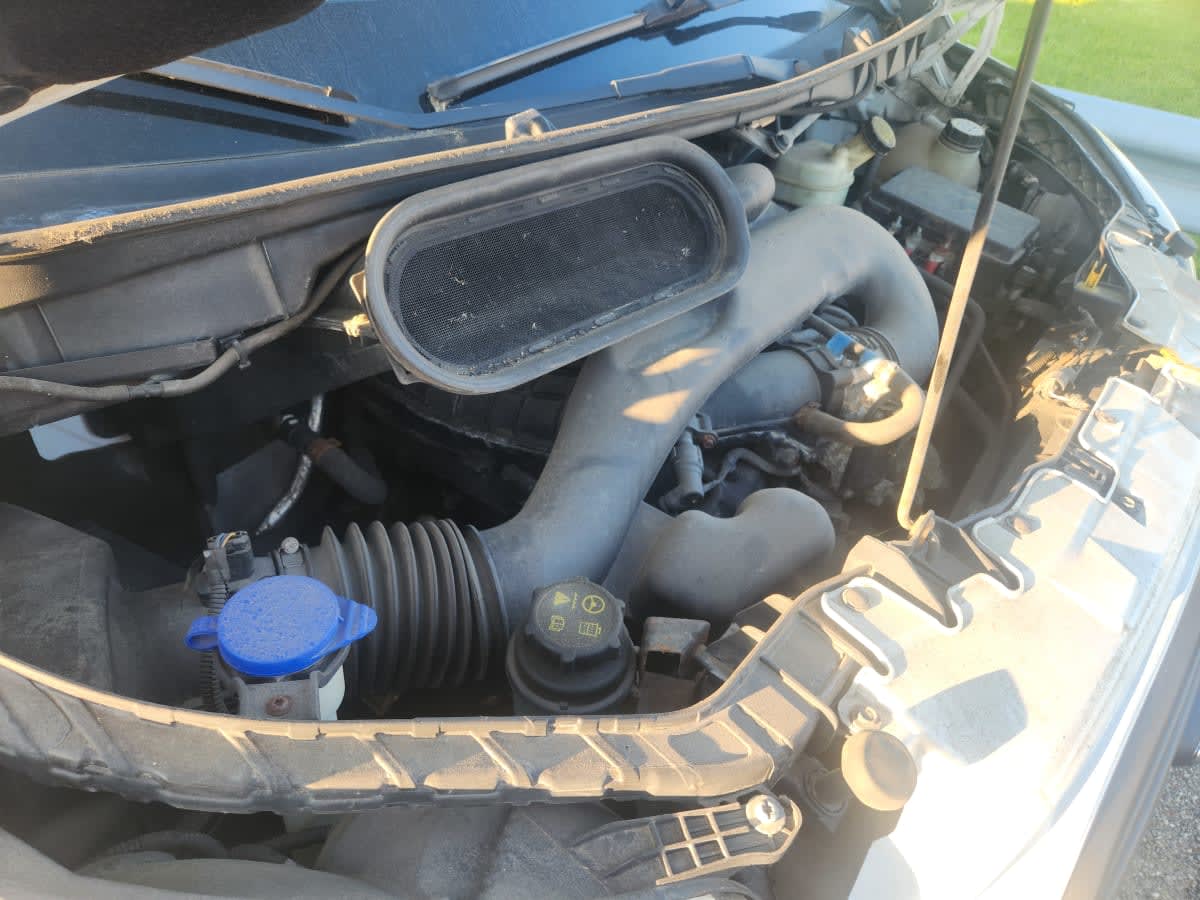 2015 Ford Motor Company TRANSIT 150 371926