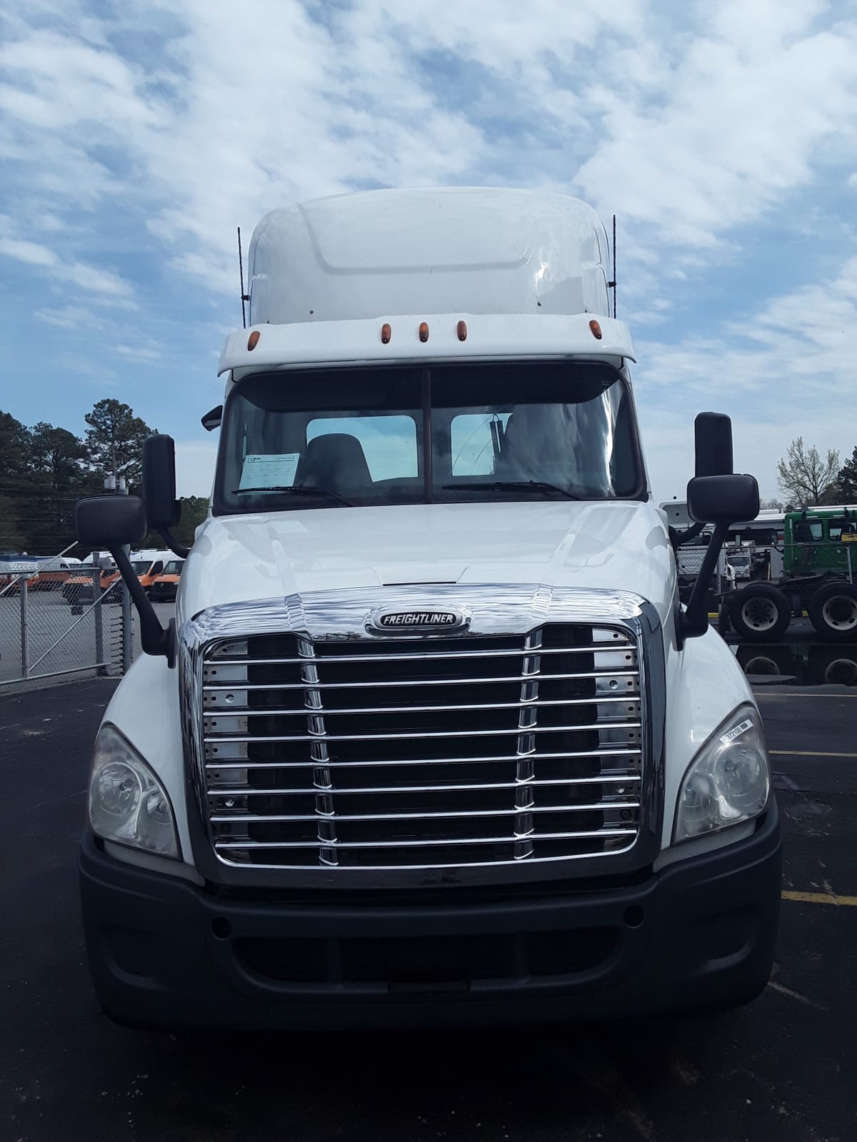 2016 Freightliner/Mercedes CASCADIA 125 372100