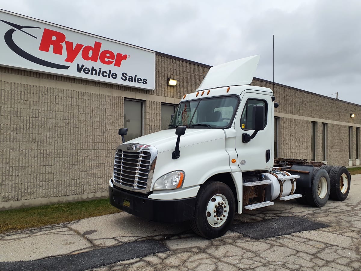 2016 Freightliner/Mercedes CASCADIA 125 372129