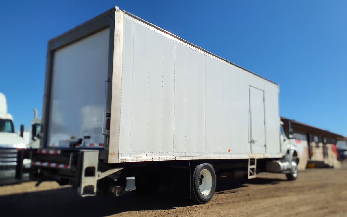 2015 International 4300 - image 4