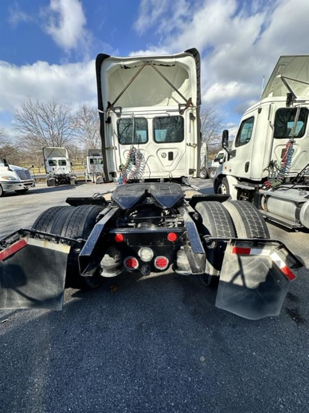 2016 Freightliner/Mercedes CASCADIA 113 372177