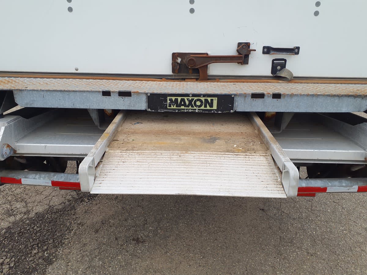 2016 Navistar International 4300 373943