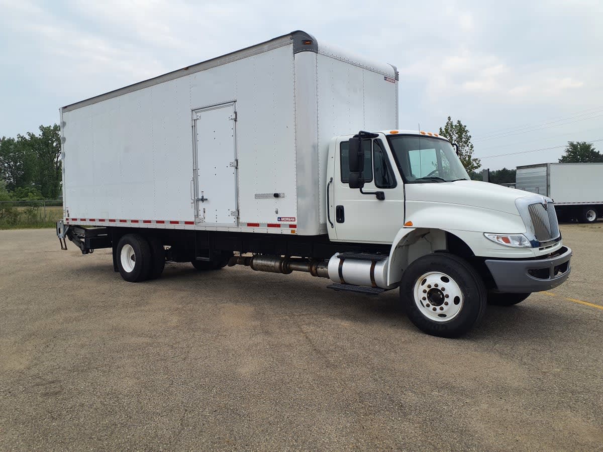 2016 Navistar International 4300 373943