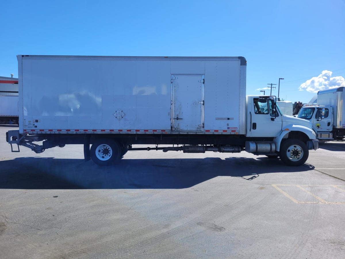 2016 Navistar International 4300 373971