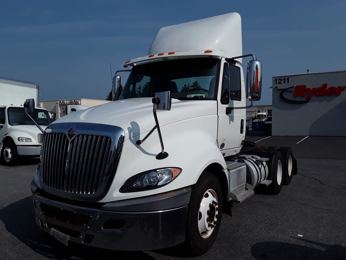 Navistar International PROSTAR VEH-374500