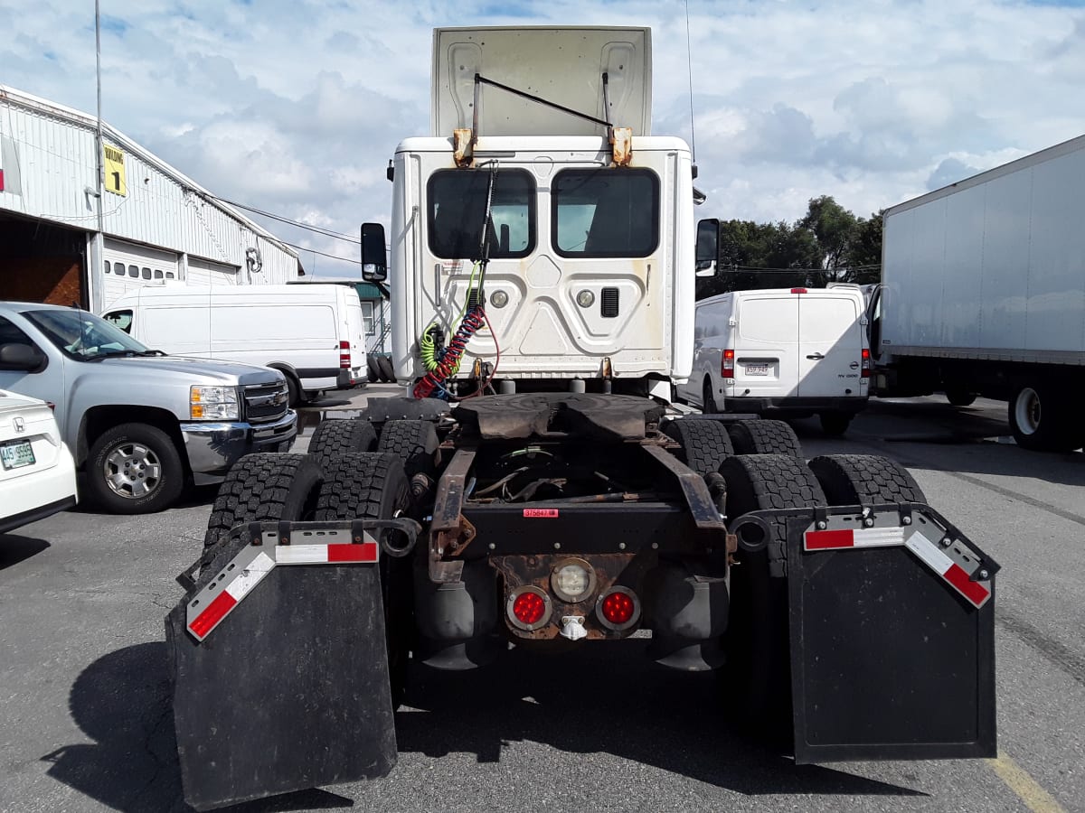 2015 Freightliner/Mercedes CASCADIA 125 375847