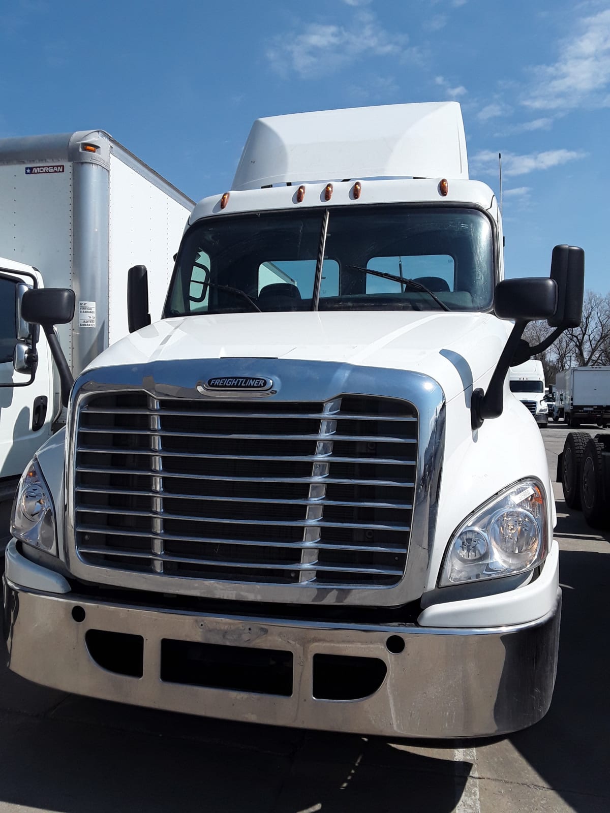 2015 Freightliner/Mercedes CASCADIA 125 375850