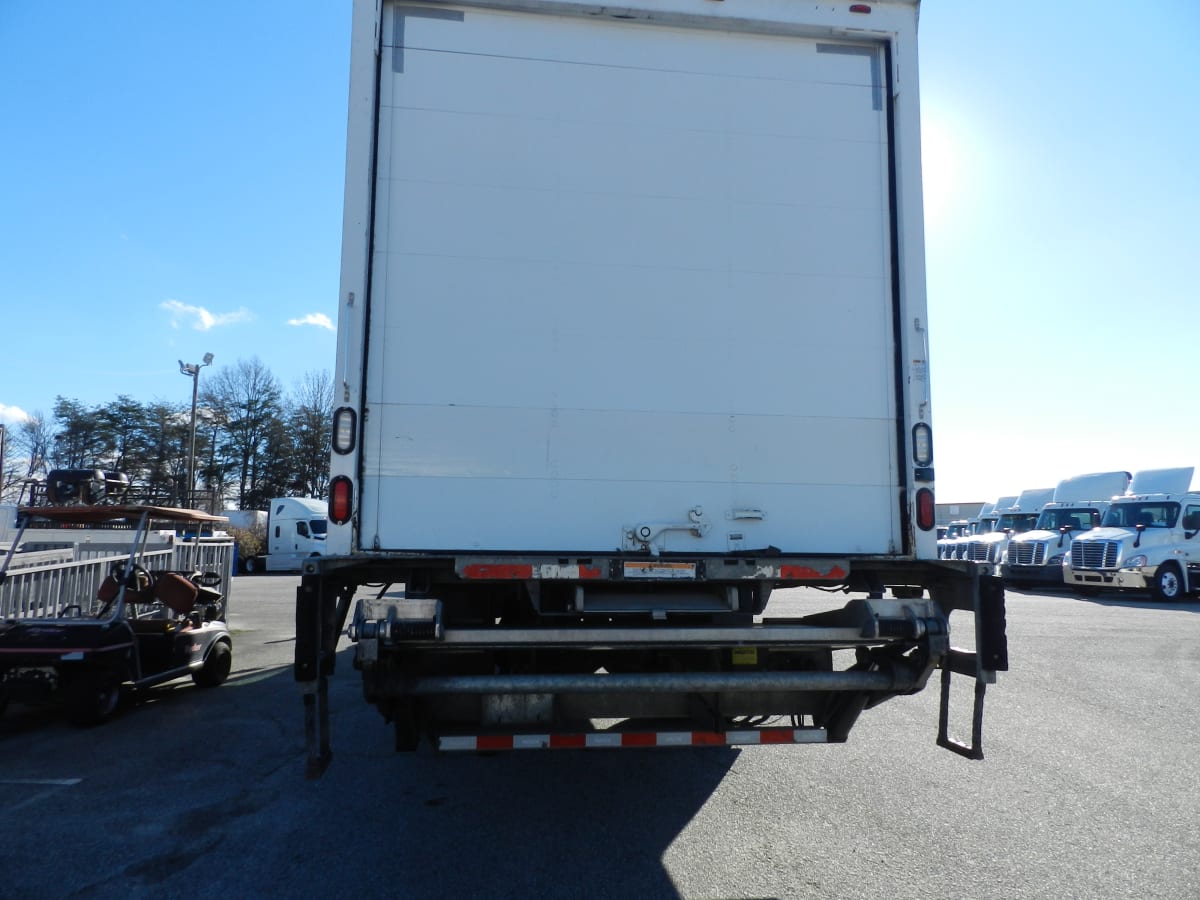 2016 Freightliner/Mercedes M2 106 377290