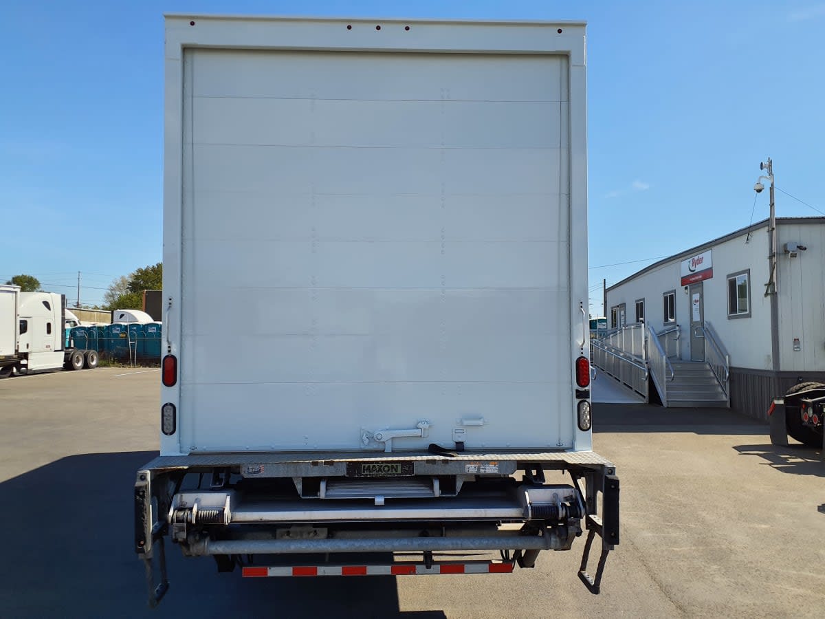 2016 Navistar International 4300 377698