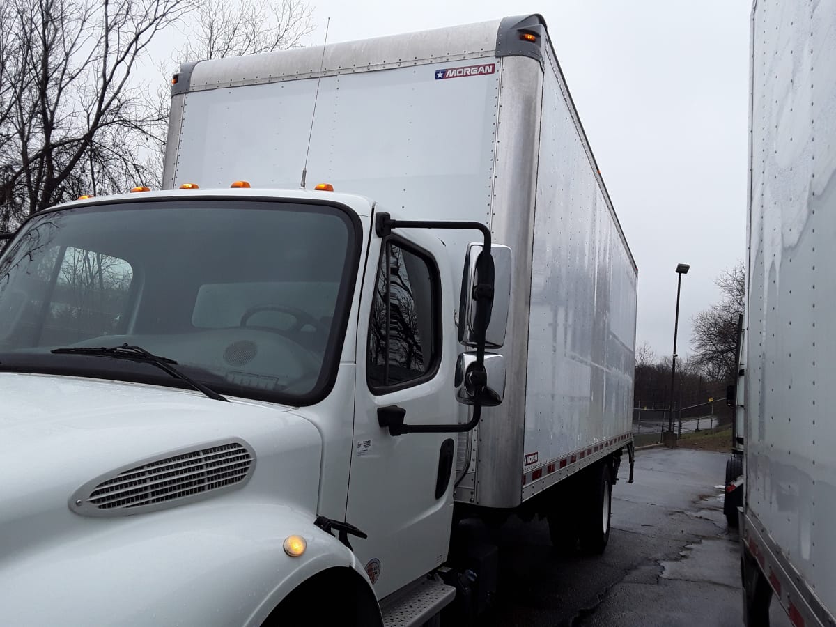 2016 Freightliner/Mercedes M2 106 377972