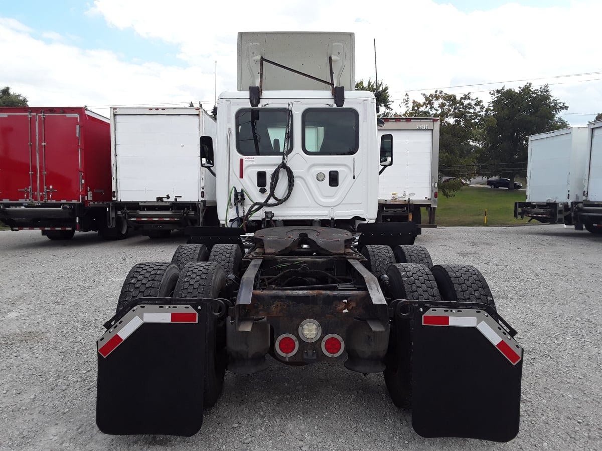 2015 Freightliner/Mercedes CASCADIA 125 379868