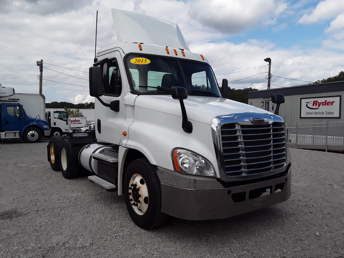 2015 Freightliner/Mercedes CASCADIA 125 379868