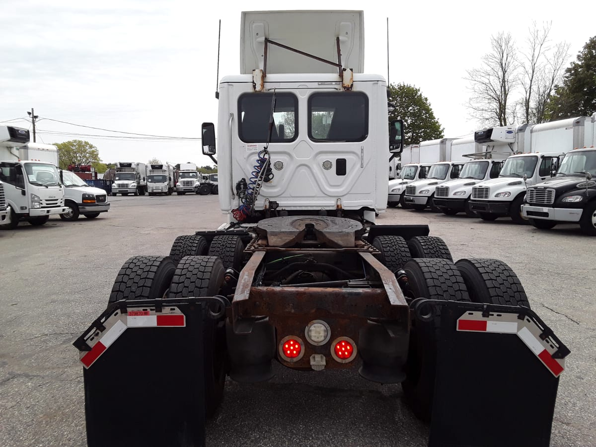 2015 Freightliner/Mercedes CASCADIA 125 379870