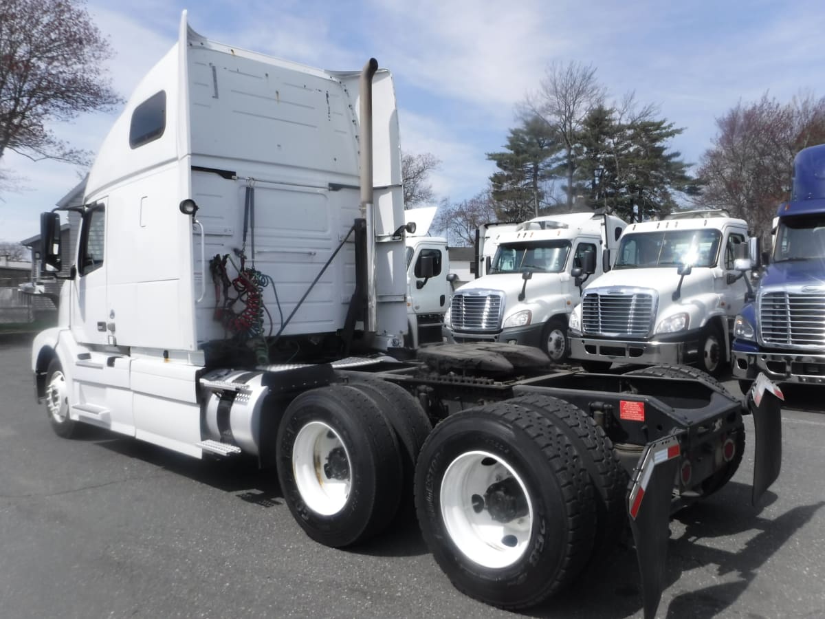 2016 Volvo VNL64TRACTOR 380116