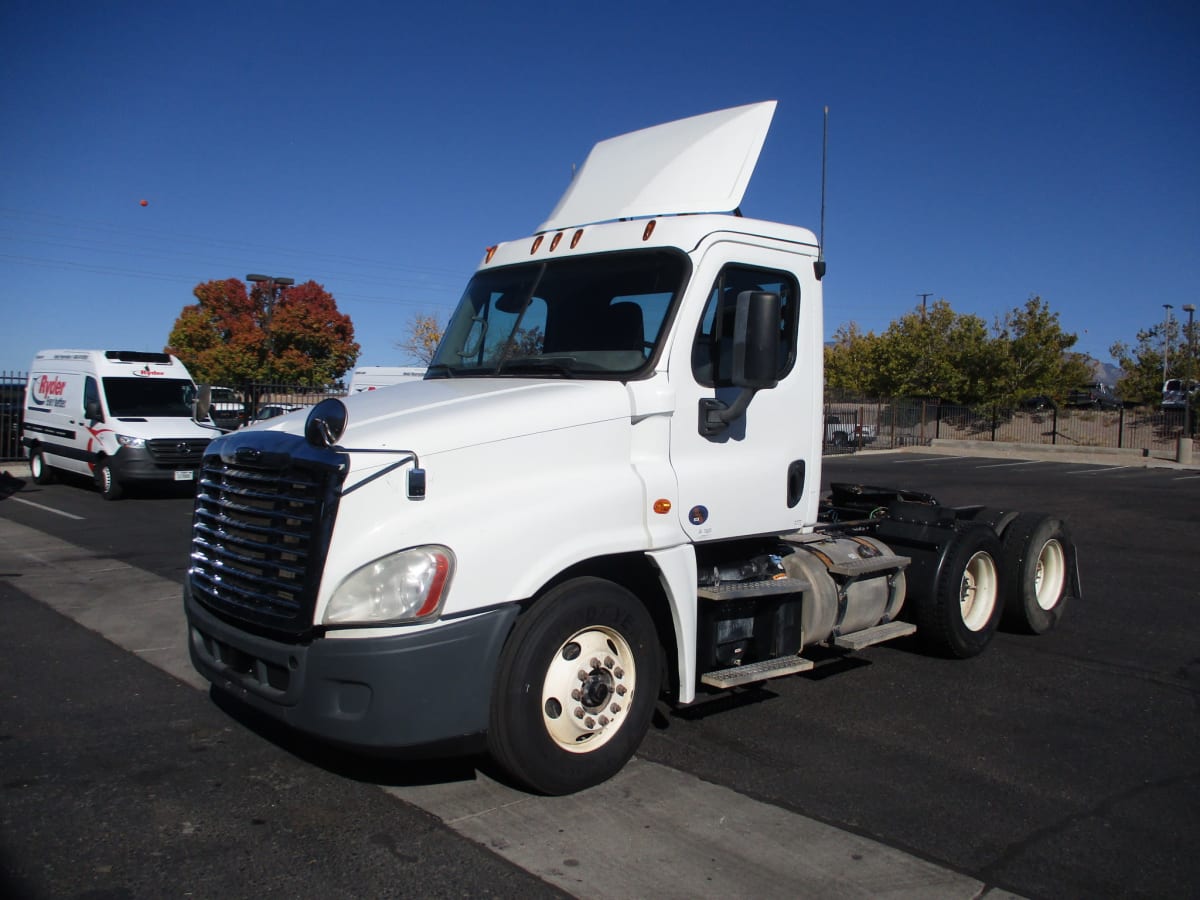 2016 Freightliner/Mercedes CASCADIA 125 380877