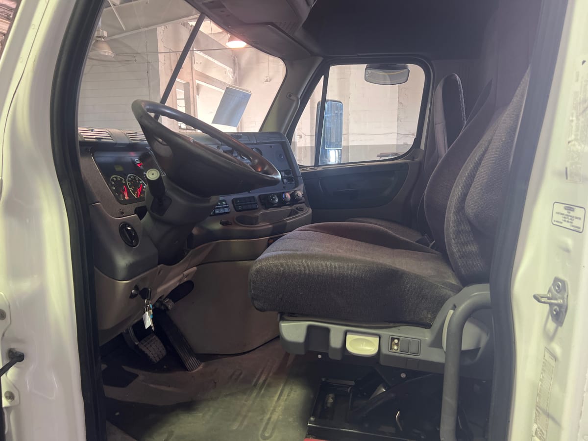 2016 Freightliner/Mercedes CASCADIA 125 381627