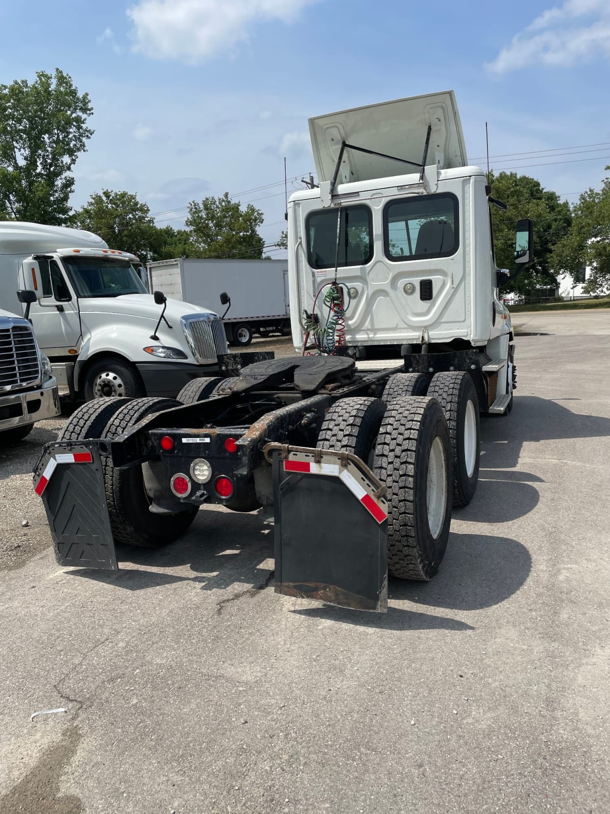 2016 Freightliner/Mercedes CASCADIA 125 381682