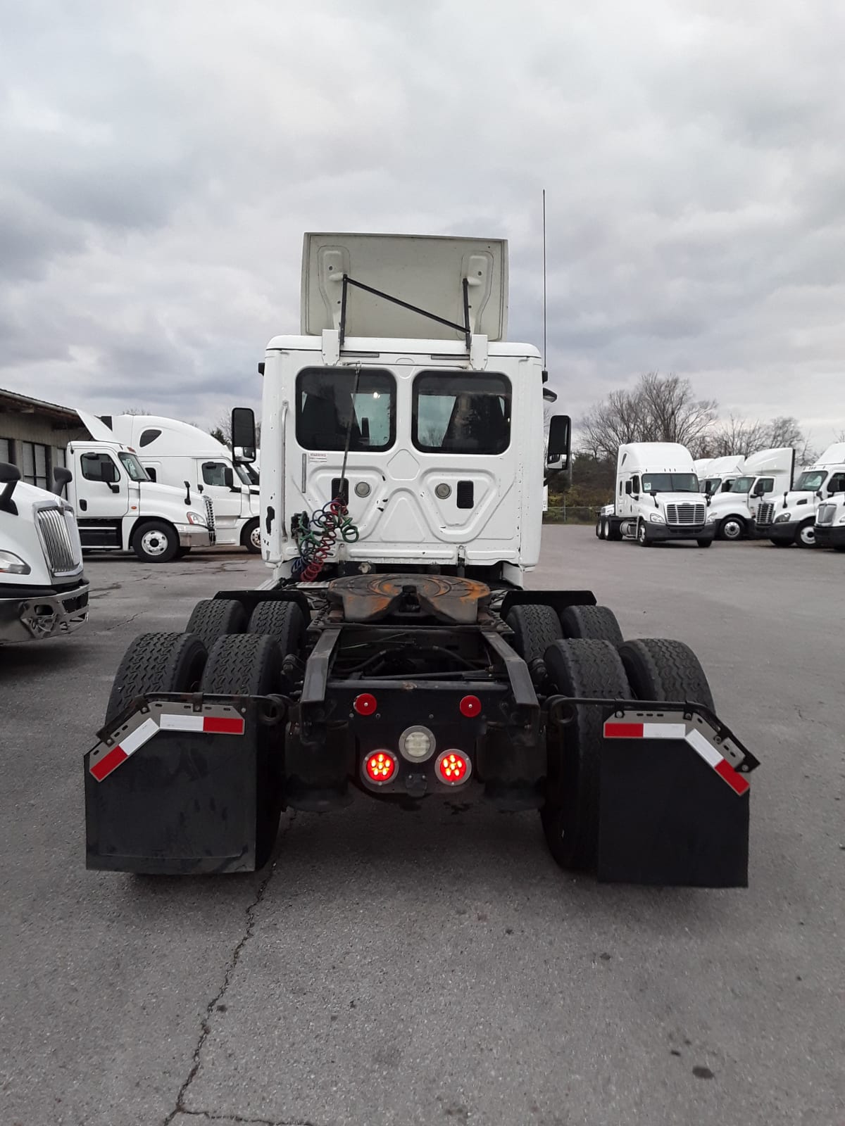 2016 Freightliner/Mercedes CASCADIA 125 381683