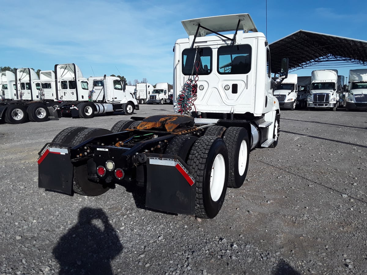 2016 Freightliner/Mercedes CASCADIA 125 381756