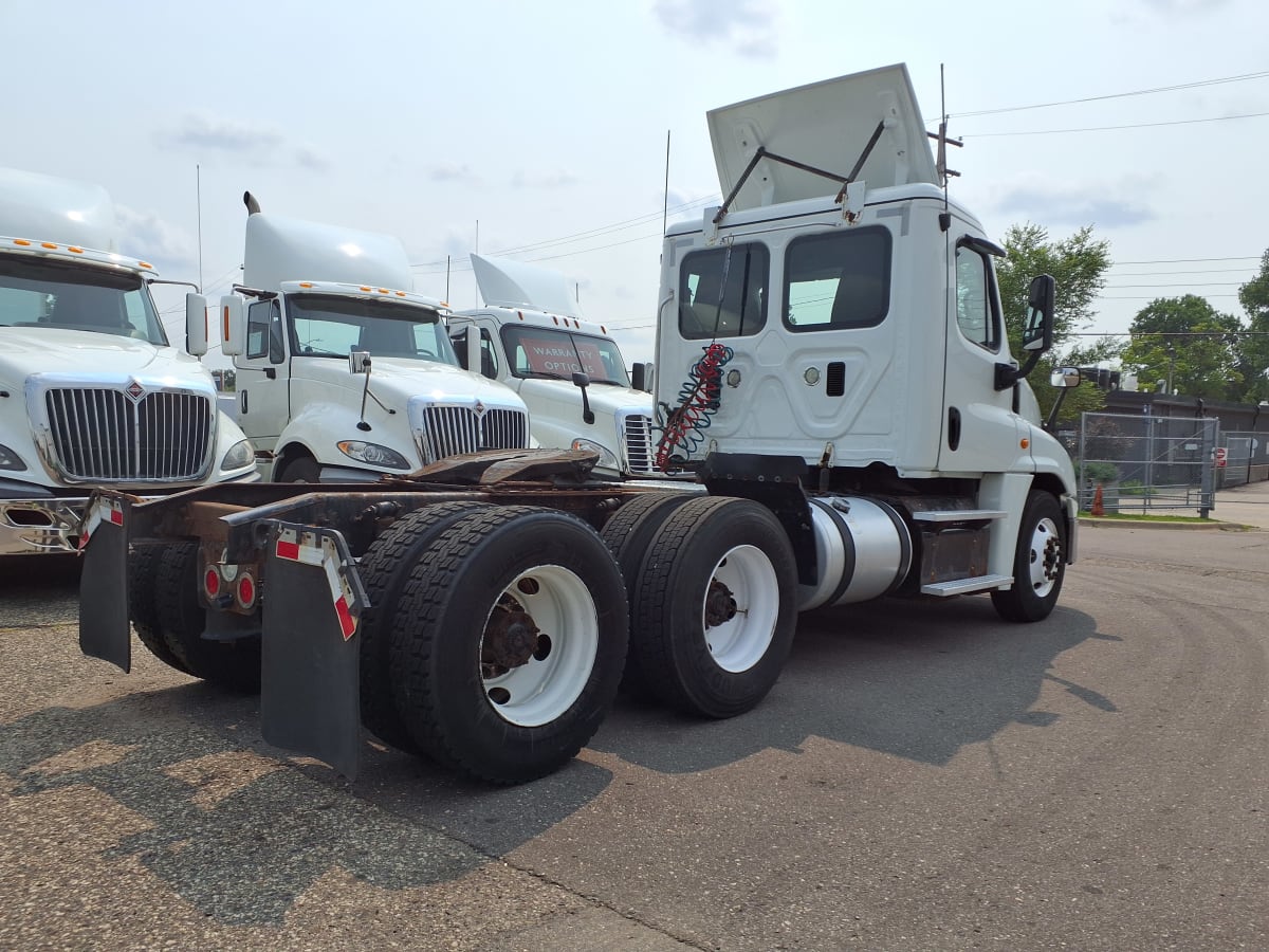 2016 Freightliner/Mercedes CASCADIA 125 381762