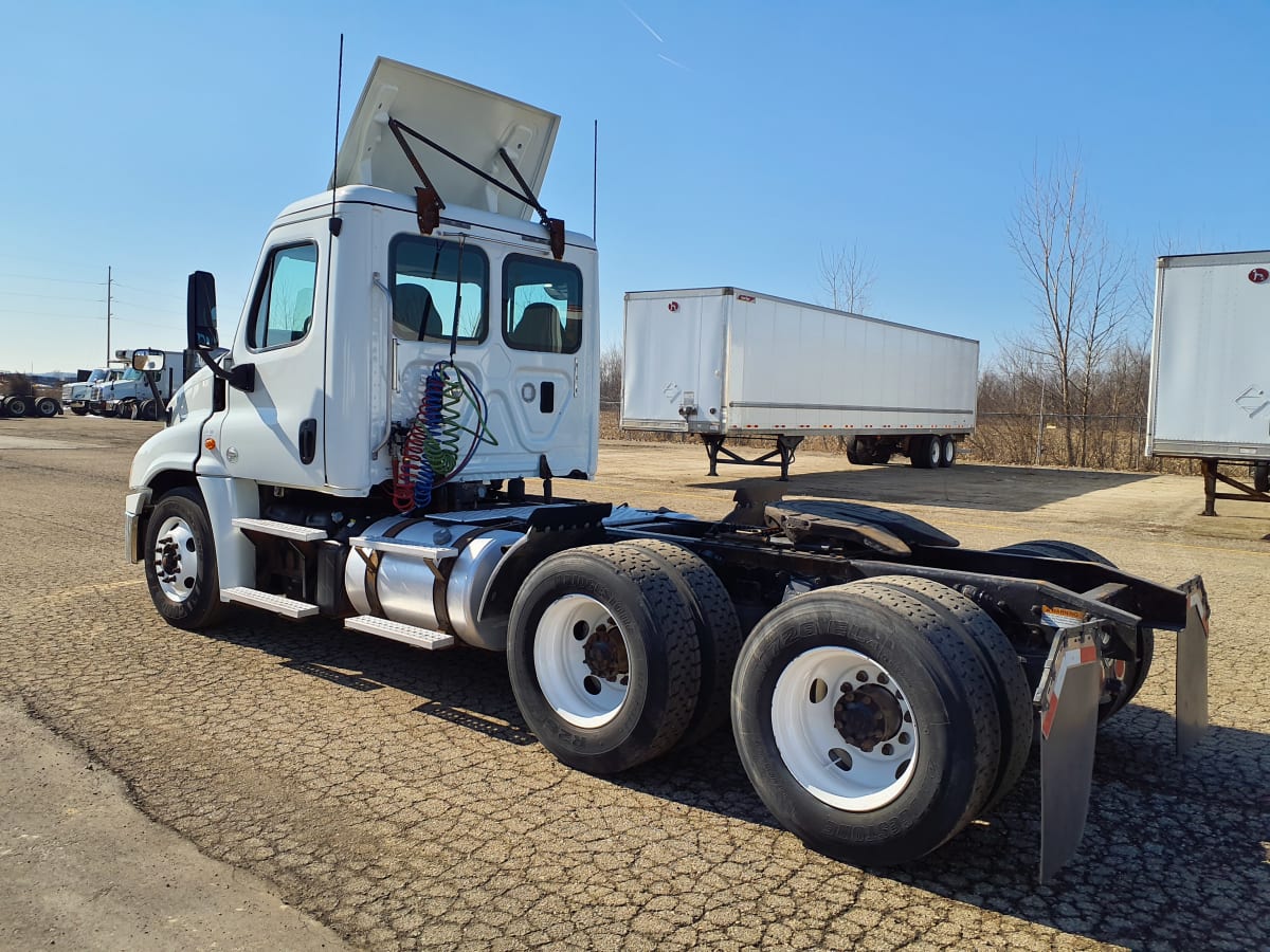 2016 Freightliner/Mercedes CASCADIA 125 381848