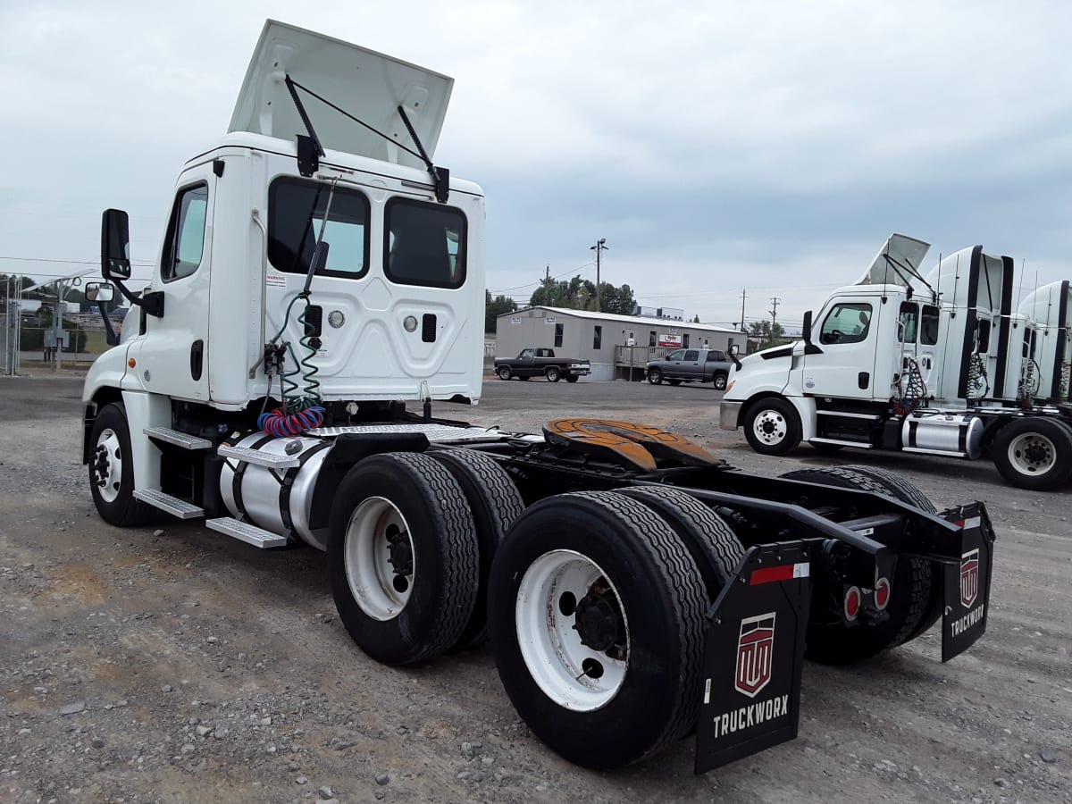 2016 Freightliner/Mercedes CASCADIA 125 382219