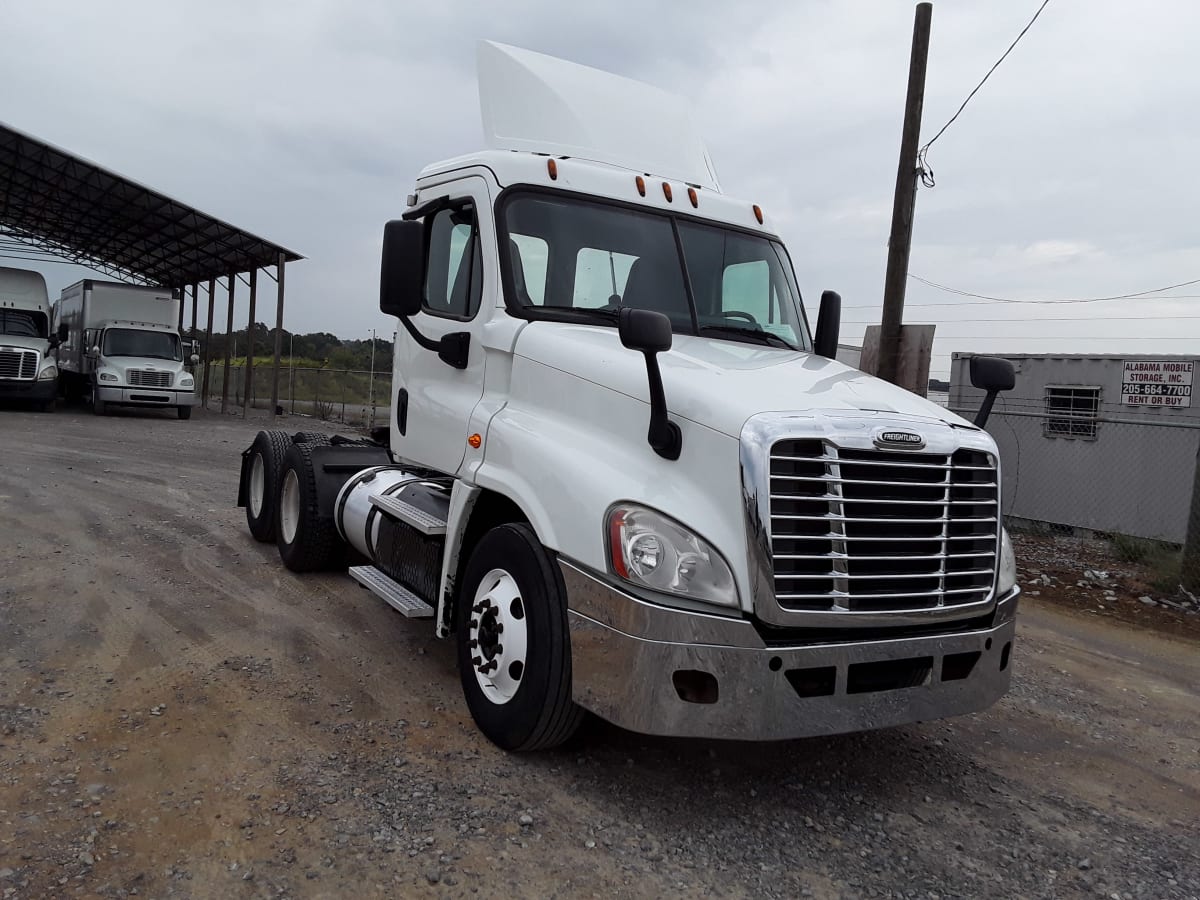 2016 Freightliner/Mercedes CASCADIA 125 382219