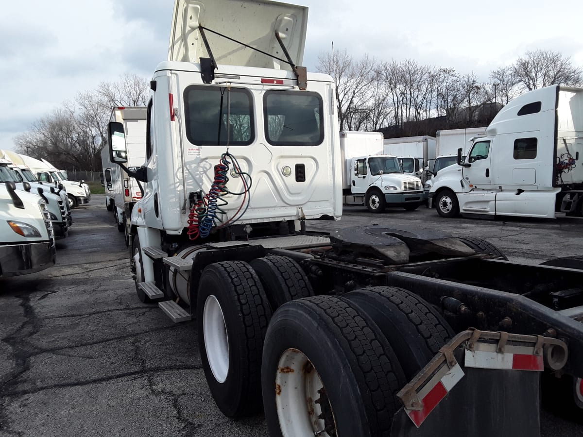 2016 Freightliner/Mercedes CASCADIA 125 383188