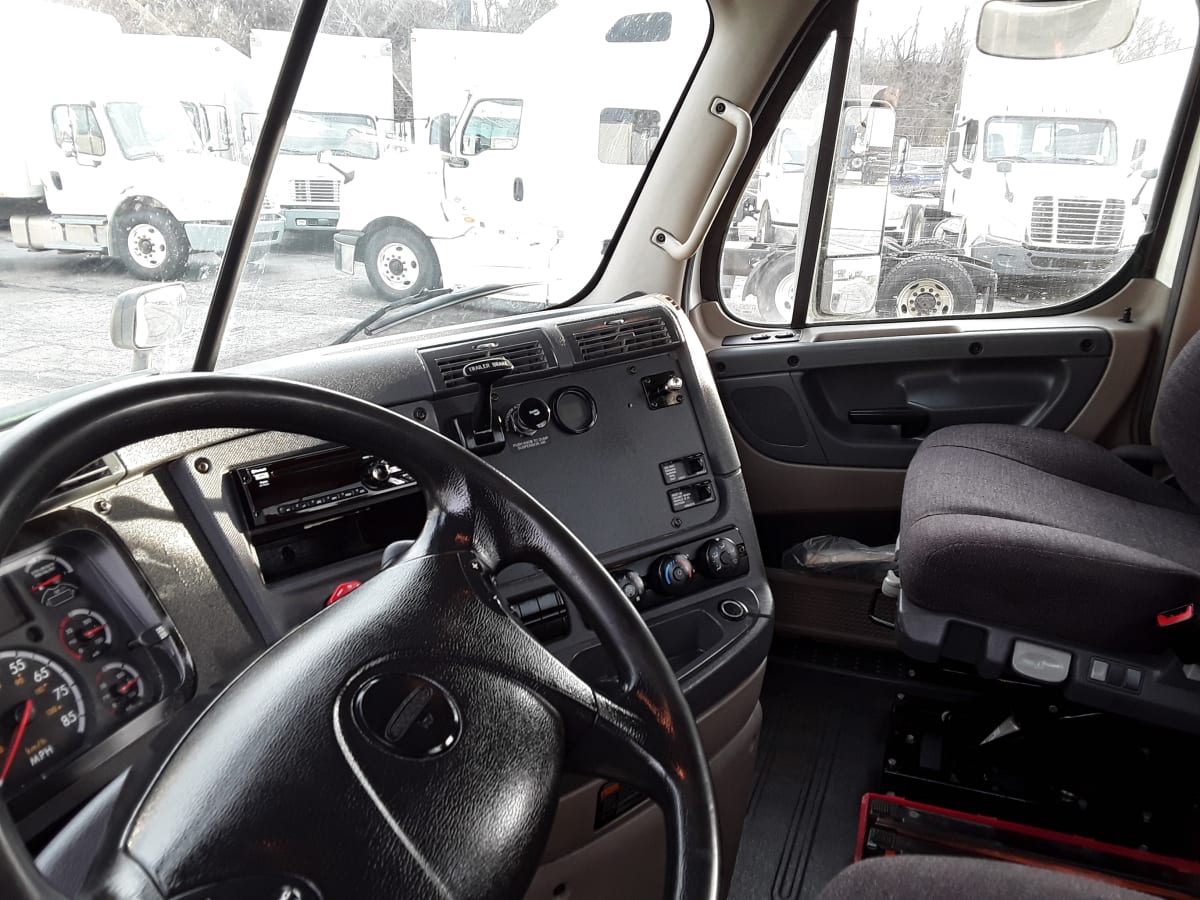 2016 Freightliner/Mercedes CASCADIA 125 383188