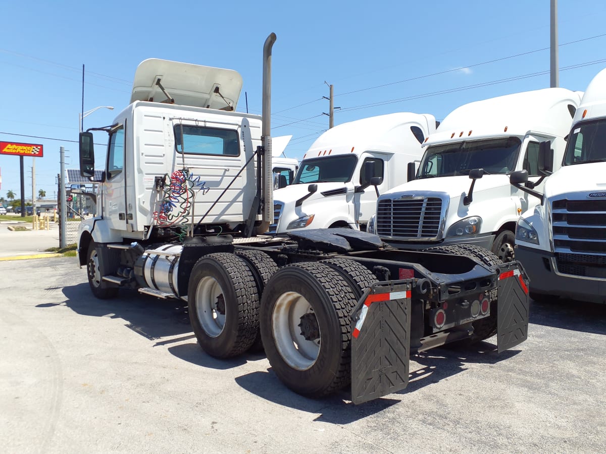 2016 Volvo VNL64TRACTOR 383845