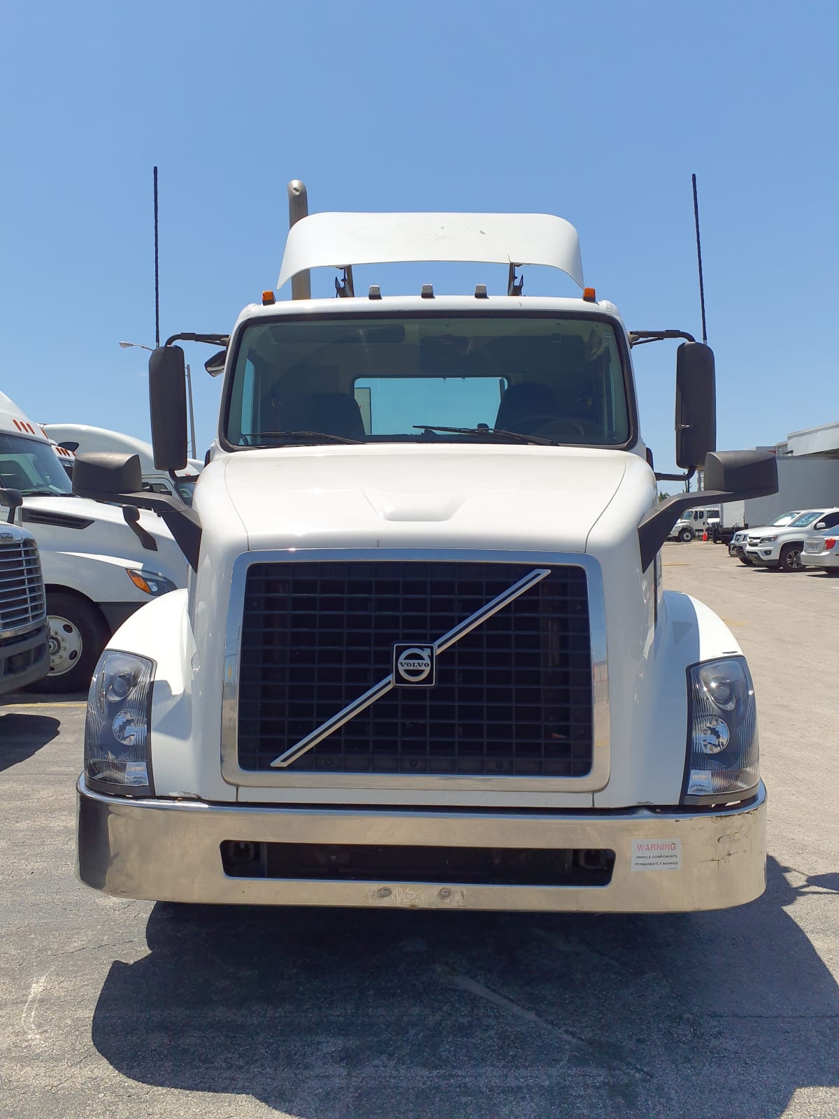 2016 Volvo VNL64TRACTOR 383845