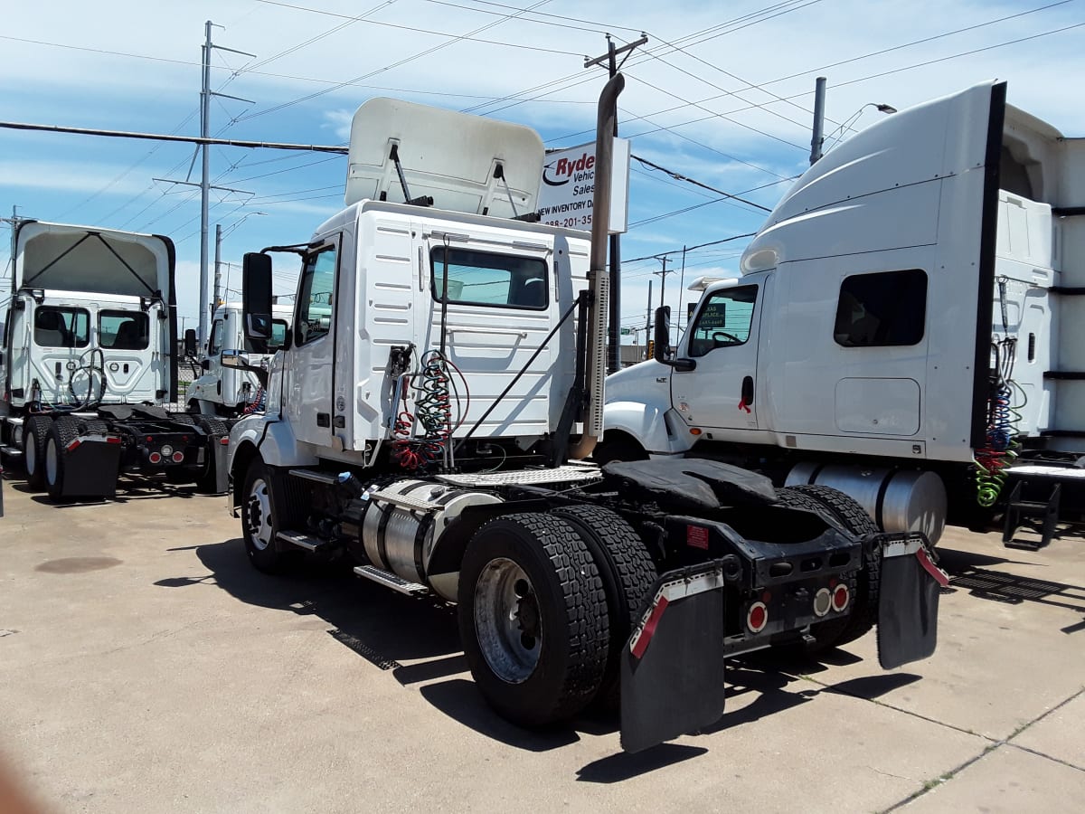 2016 Volvo VNL42TRACTOR 384097