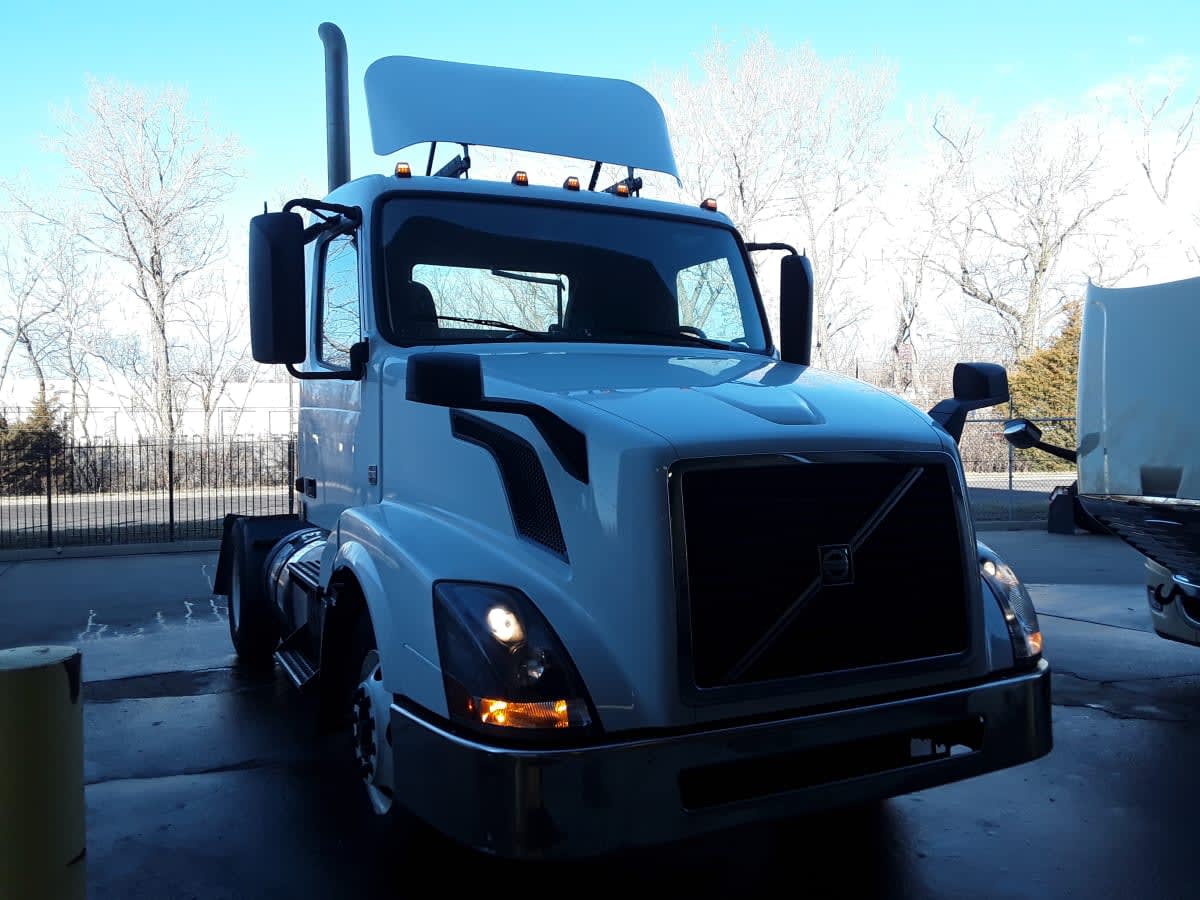 2016 Volvo VNL42TRACTOR 384156